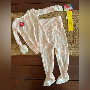 Magnetic Me Pajamas NWT